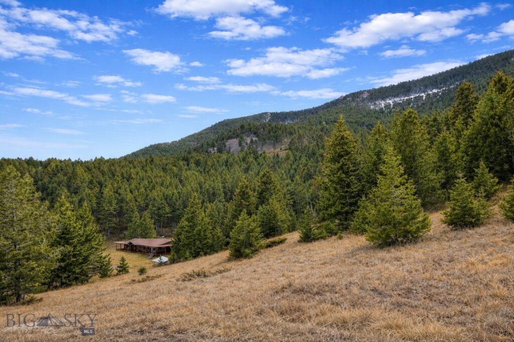 1 Seven Point Road, Livingston MT 59047