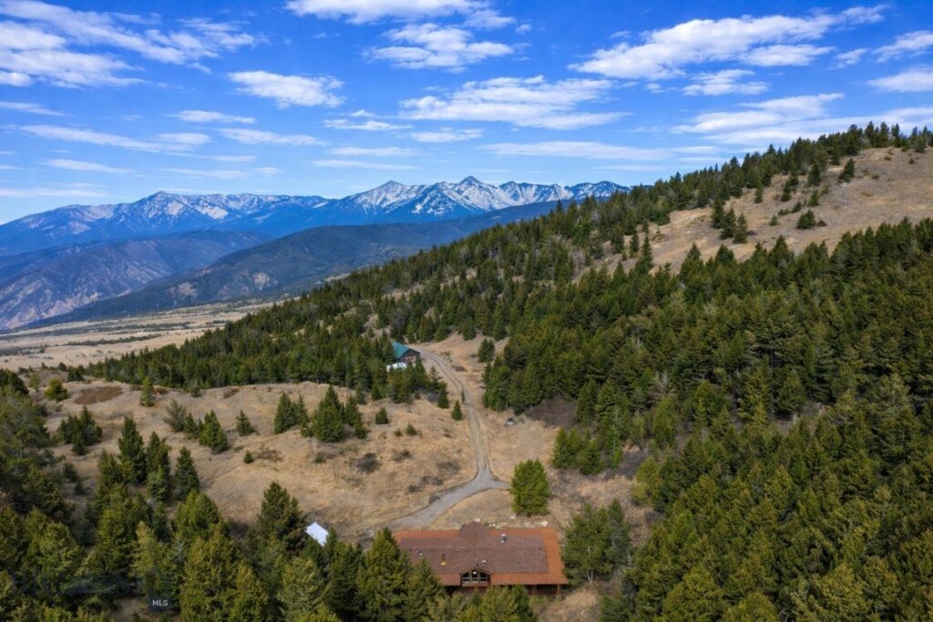 1 Seven Point Road, Livingston MT 59047
