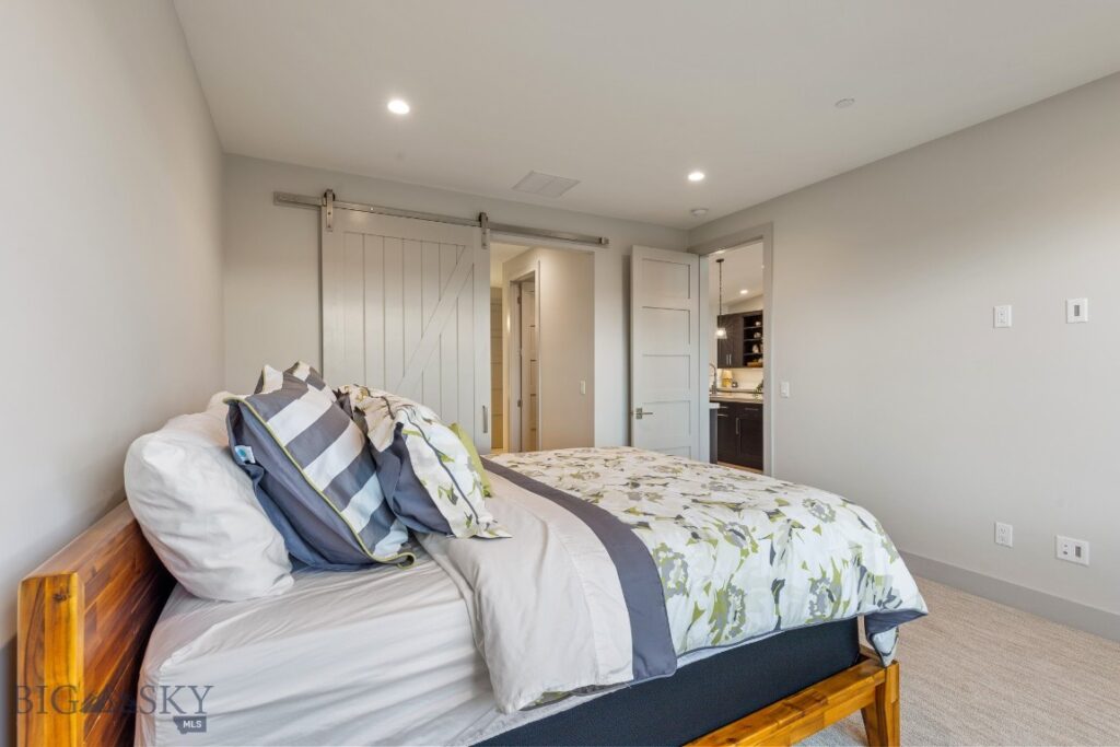 10 Caymus Lane, Bozeman MT 59718