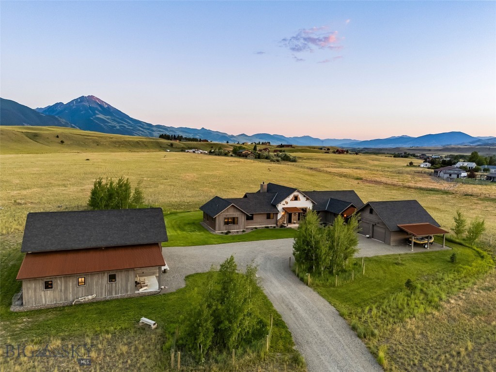 10 Brown Pony Trail, Livingston MT 59047