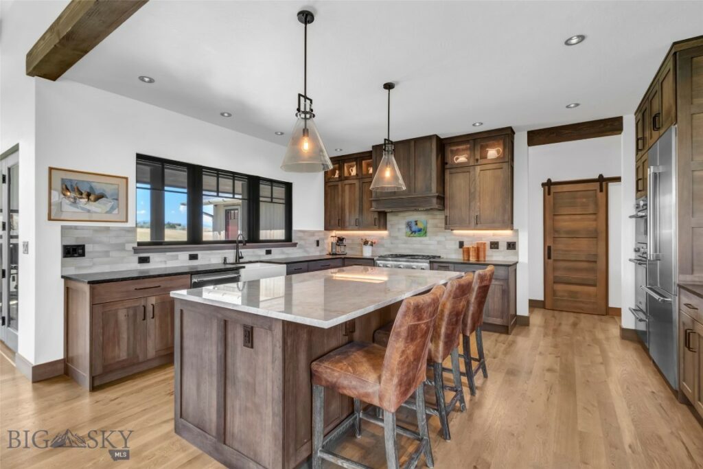 10 Brown Pony Trail, Livingston MT 59047
