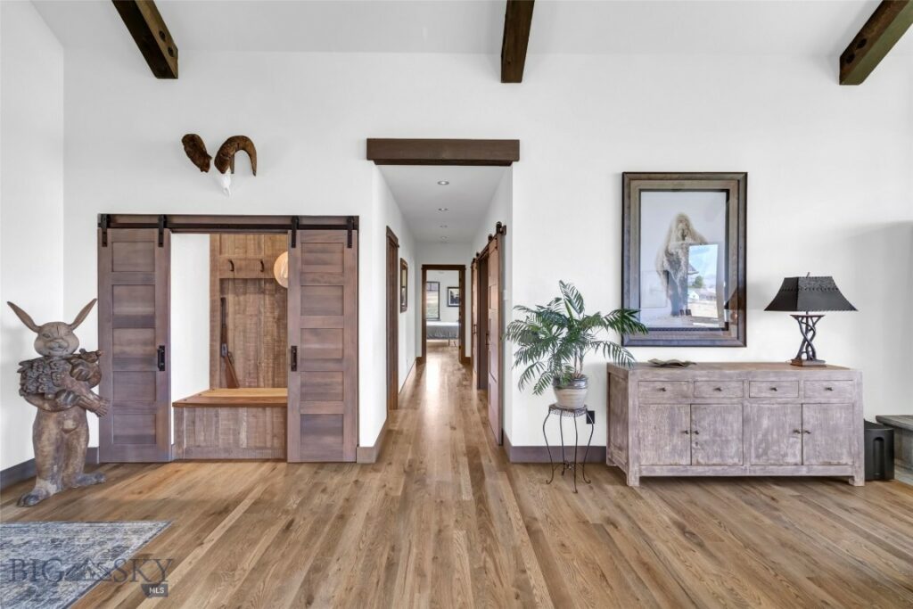 10 Brown Pony Trail, Livingston MT 59047