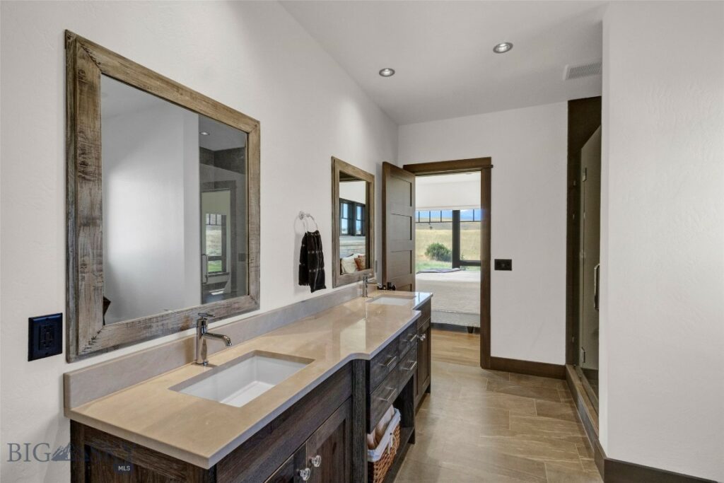 10 Brown Pony Trail, Livingston MT 59047