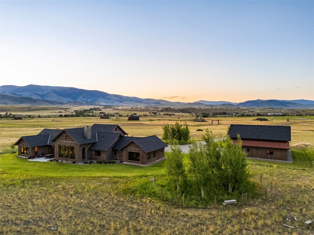 10 Brown Pony Trail, Livingston MT 59047