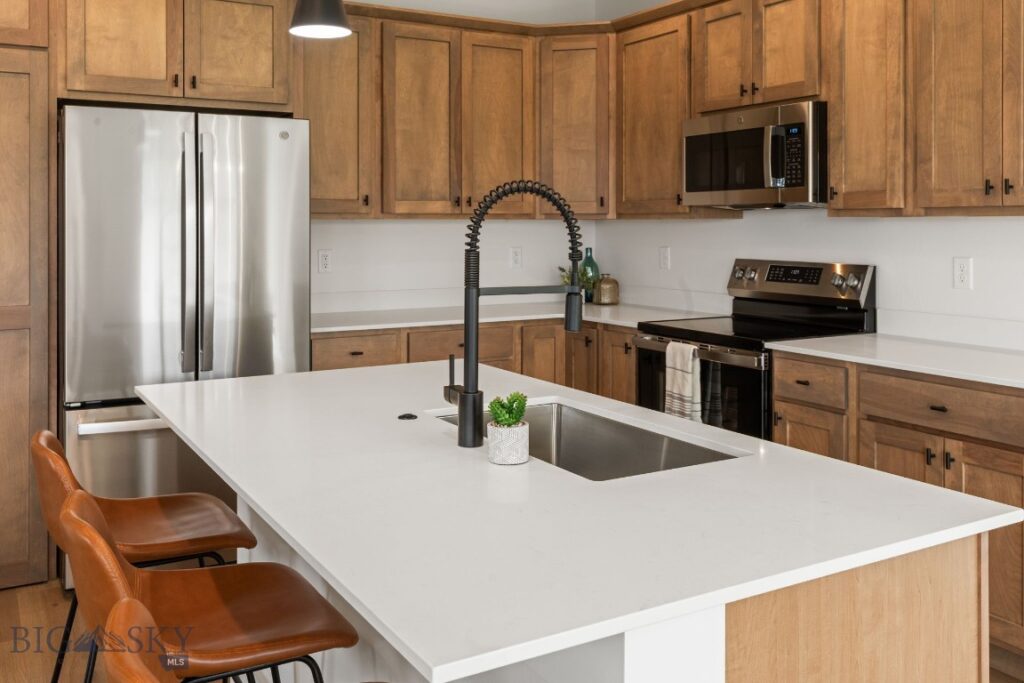 100 Bow Perch Lane, Bozeman MT 59718