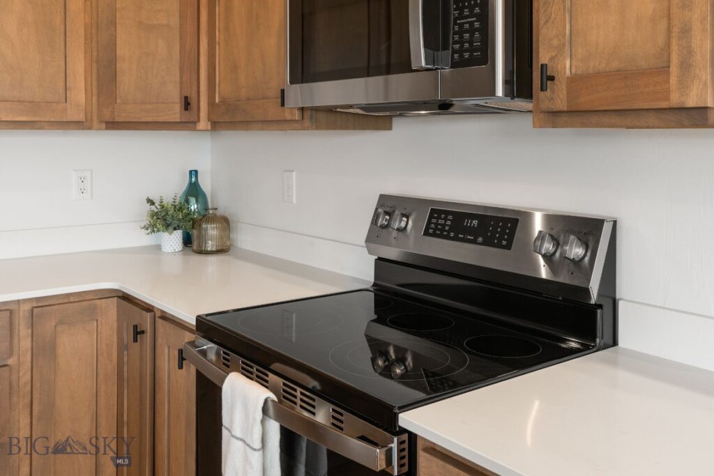 100 Bow Perch Lane, Bozeman MT 59718