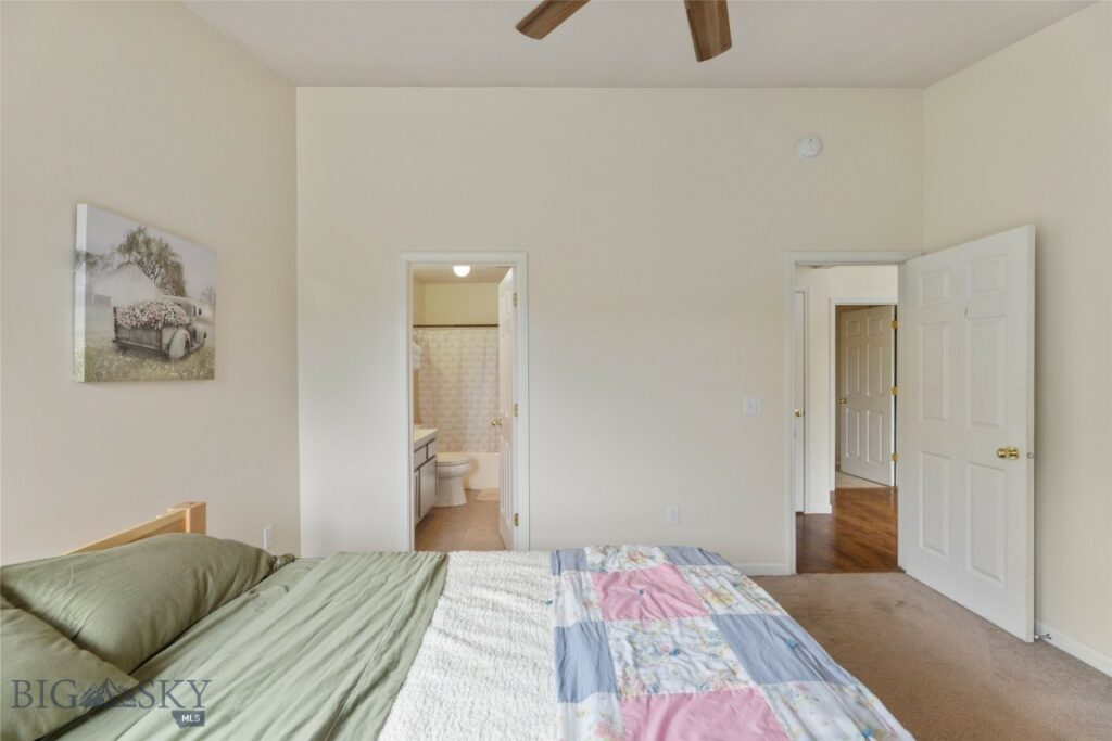 1002 E Northern Pacific Avenue, Belgrade MT 59714