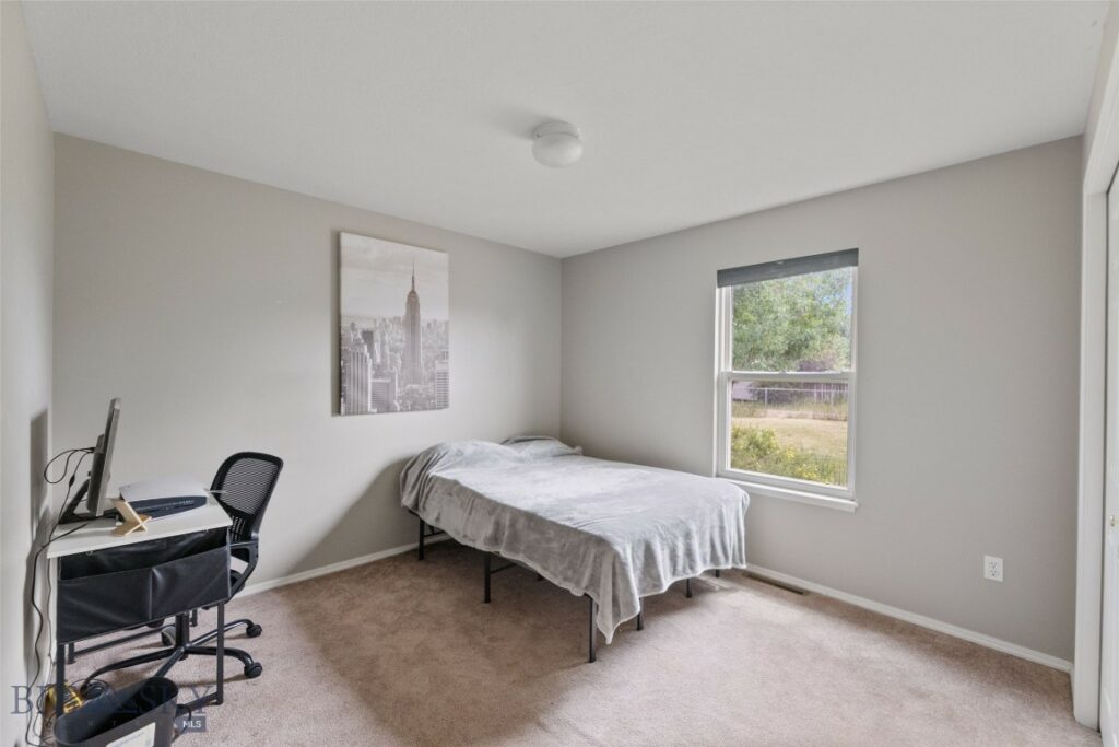 1002 E Northern Pacific Avenue, Belgrade MT 59714