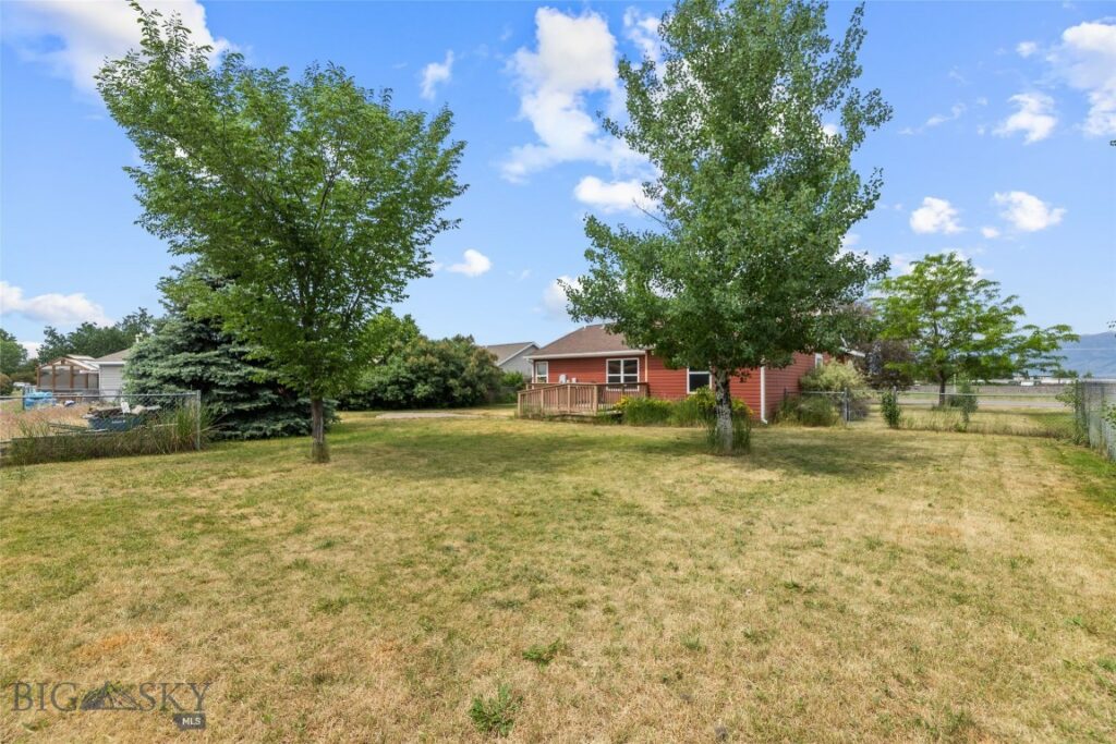 1002 E Northern Pacific Avenue, Belgrade MT 59714