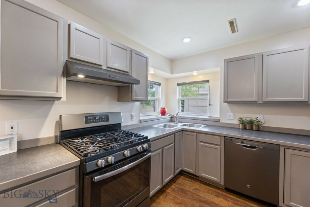 1002 E Northern Pacific Avenue, Belgrade MT 59714