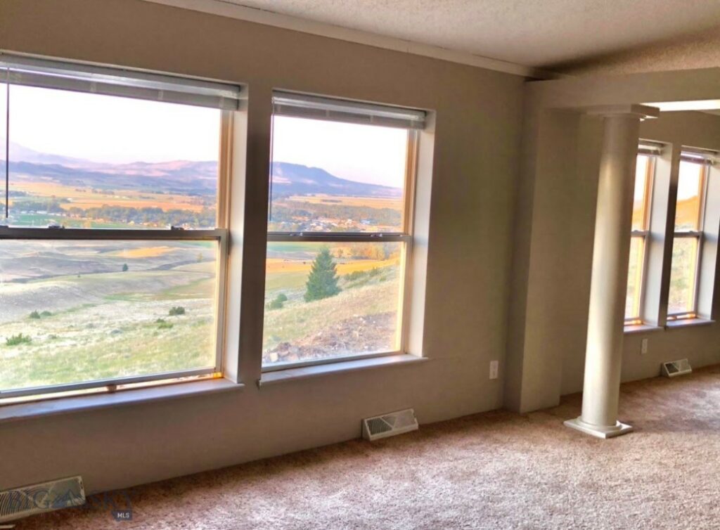 1003 Ridgeway Drive, Livingston MT 59047