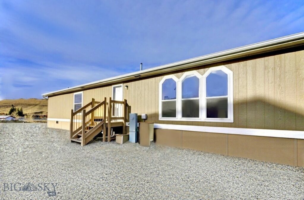 1003 Ridgeway Drive, Livingston MT 59047