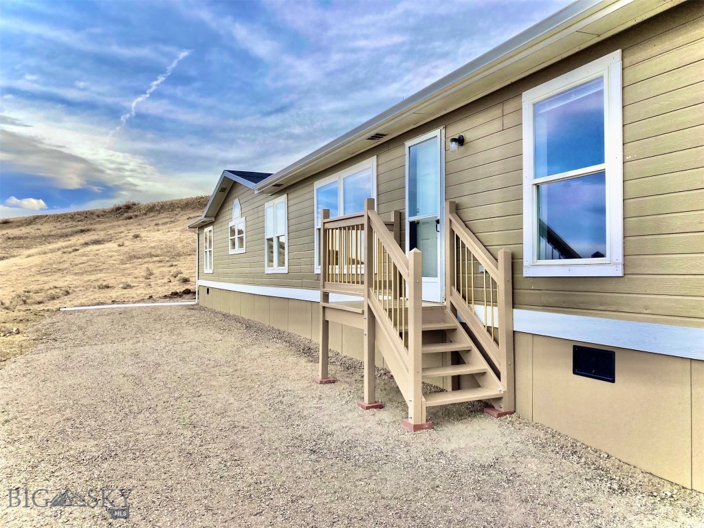 1003 Ridgeway Drive, Livingston MT 59047