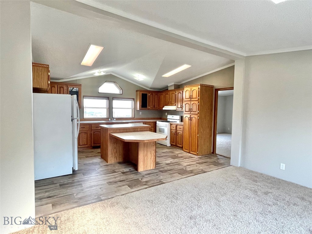 1003 Ridgeway Drive, Livingston MT 59047