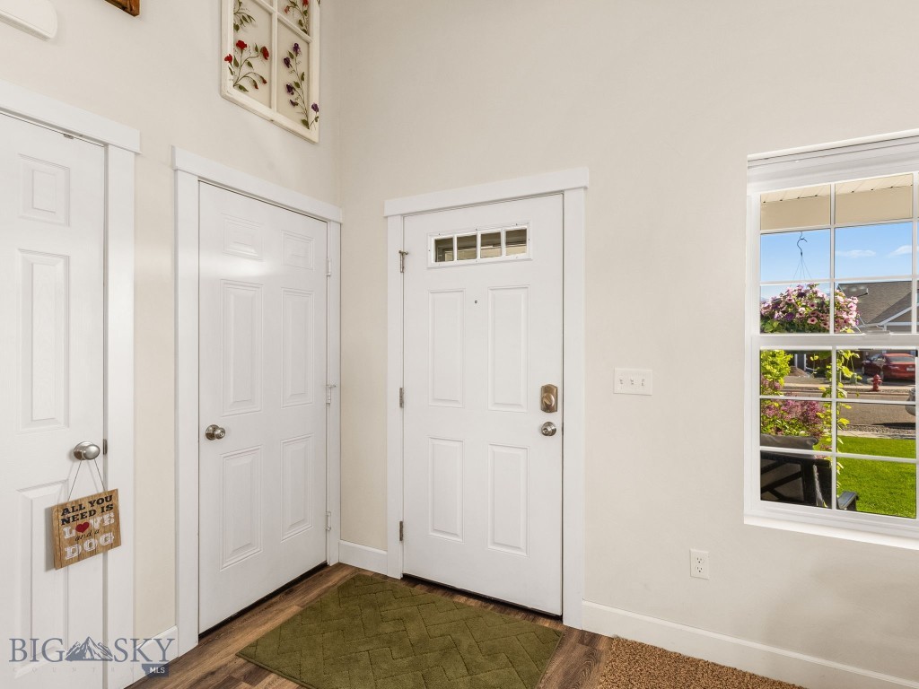 1004 Falcon Boulevard, Belgrade MT 59714