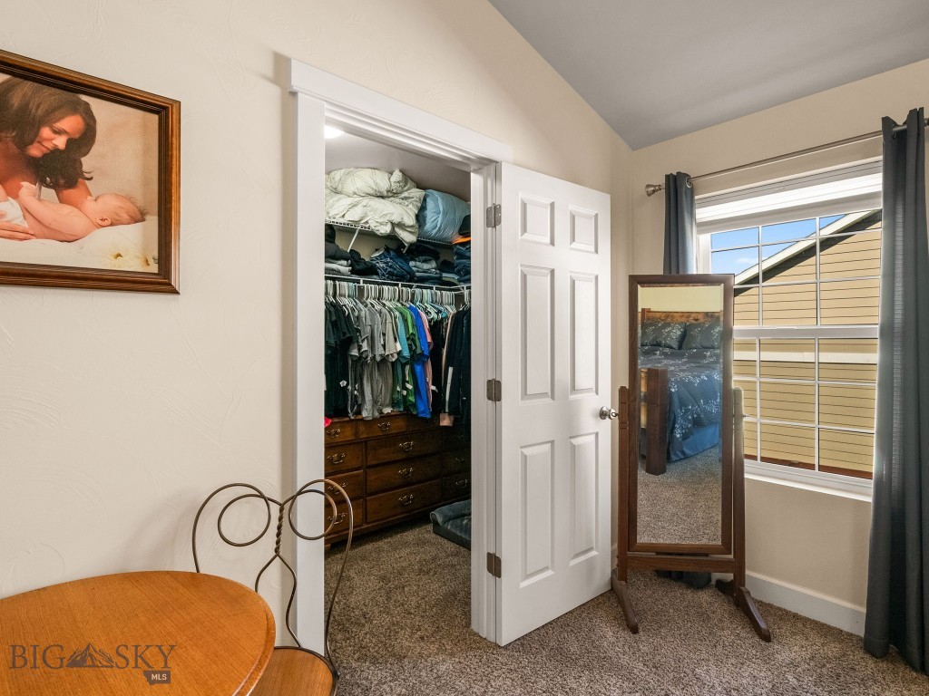 1004 Falcon Boulevard, Belgrade MT 59714
