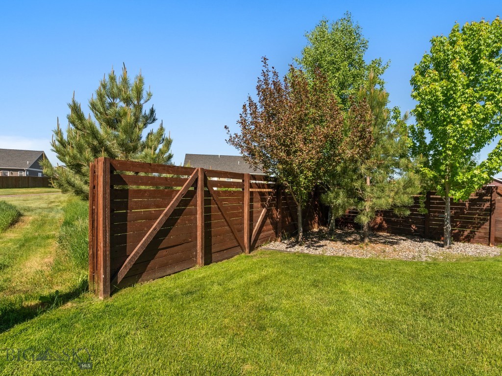 1004 Falcon Boulevard, Belgrade MT 59714