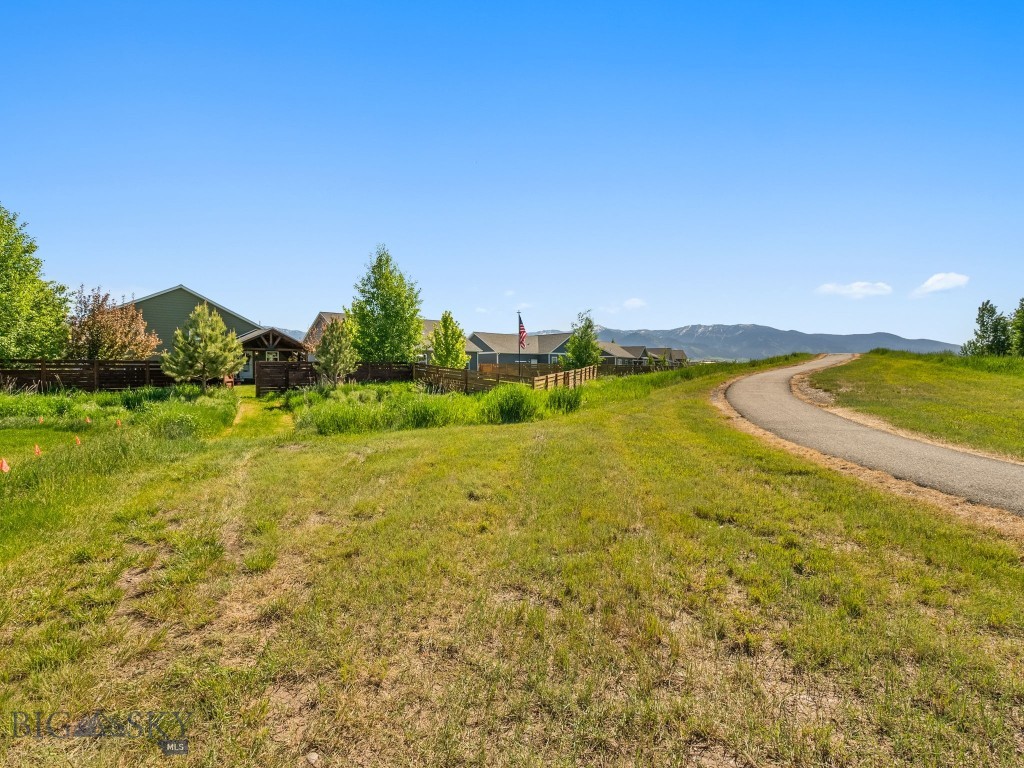 1004 Falcon Boulevard, Belgrade MT 59714