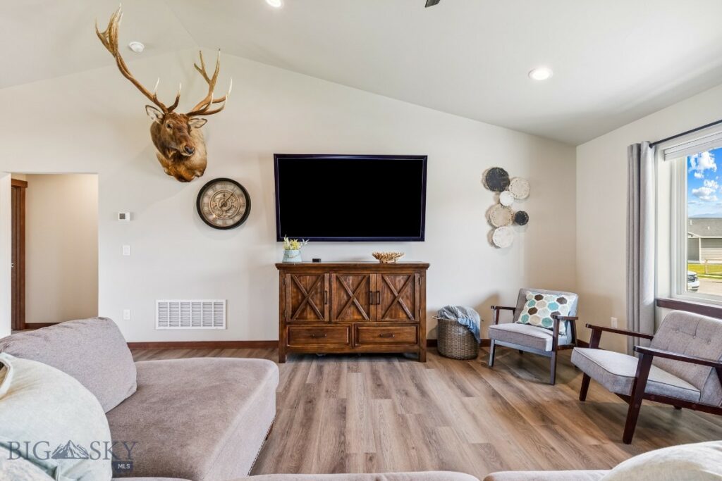 1005 Westwood Circle, Belgrade MT 59714
