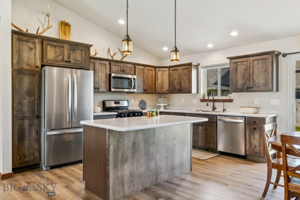 1005 Westwood Circle, Belgrade MT 59714