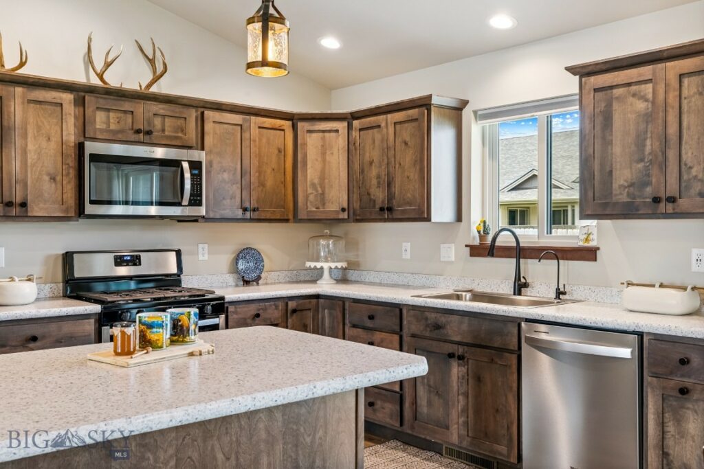 1005 Westwood Circle, Belgrade MT 59714