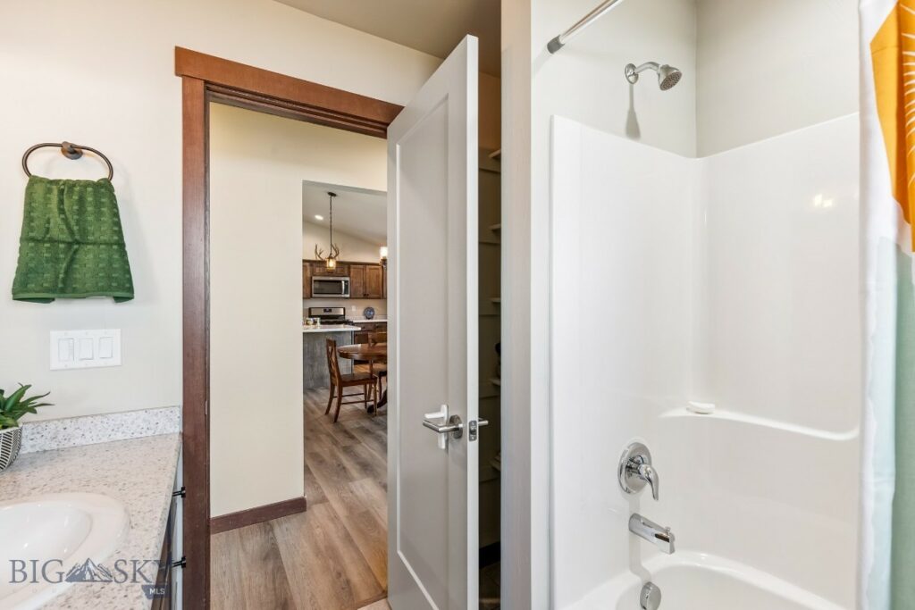 1005 Westwood Circle, Belgrade MT 59714