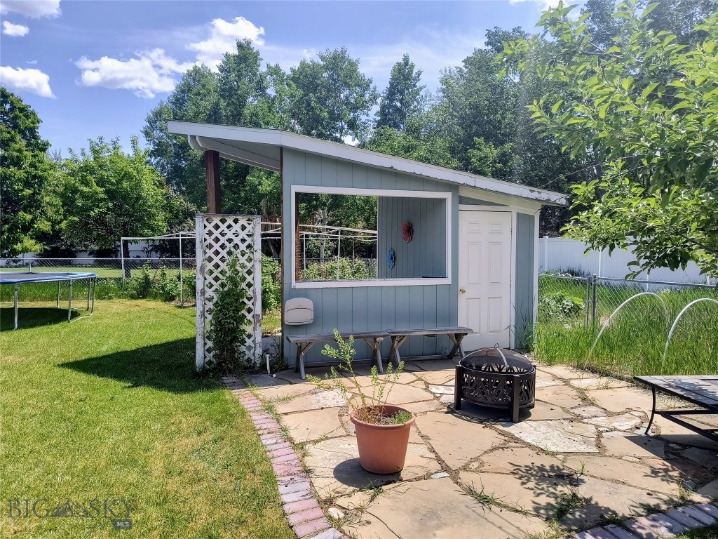 1006 E Missoula, Belgrade MT 59714