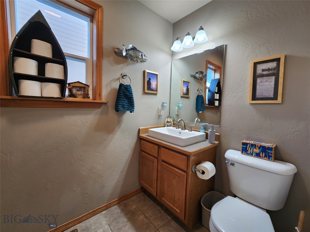 1006 Idaho St, Belgrade MT 59714