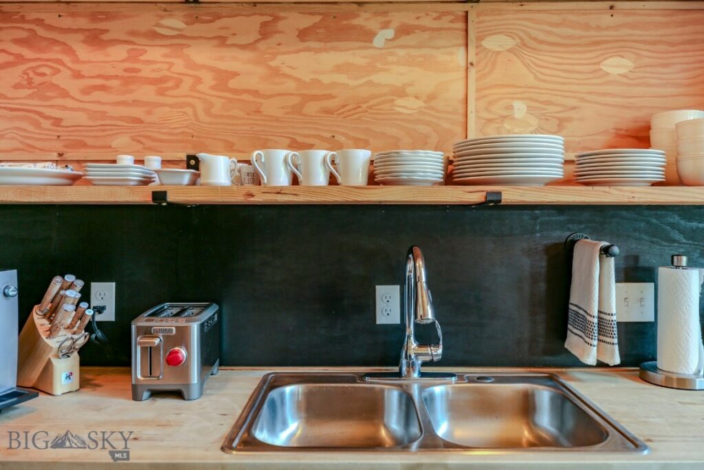 1007 E Geyser, Livingston MT 59047