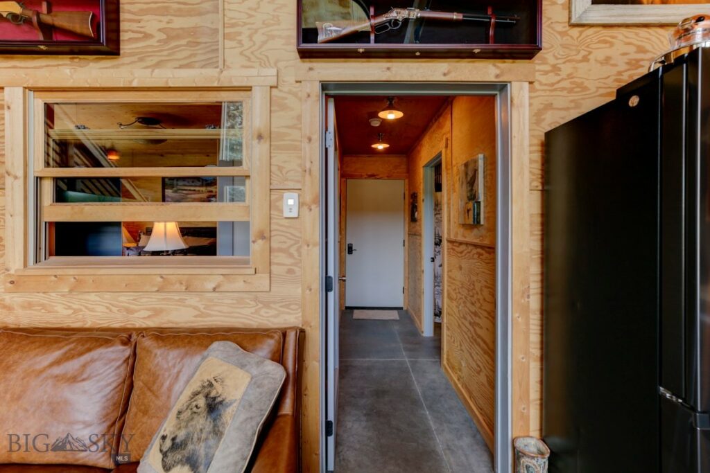 1007 E Geyser, Livingston MT 59047