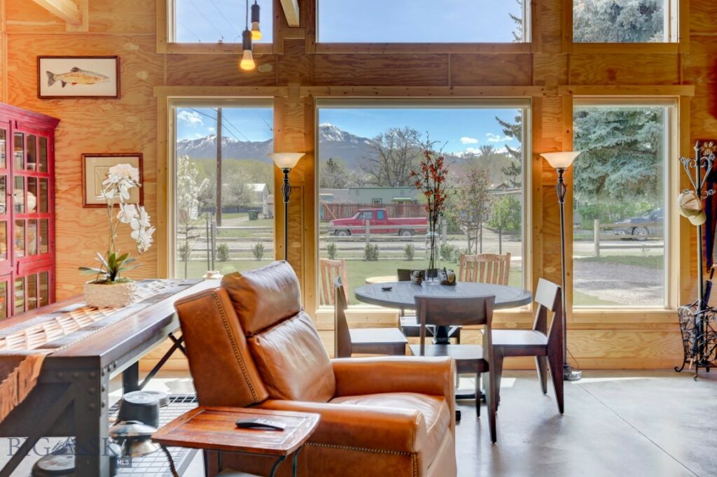1007 E Geyser, Livingston MT 59047