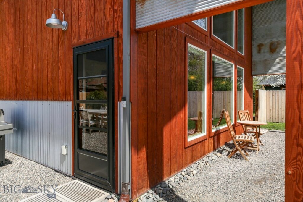 1007 E Geyser, Livingston MT 59047