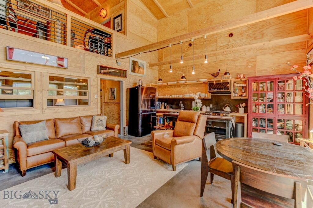 1007 E Geyser, Livingston MT 59047