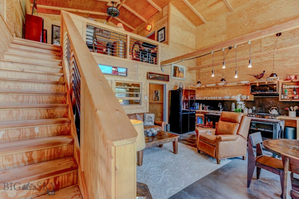 1007 E Geyser, Livingston MT 59047