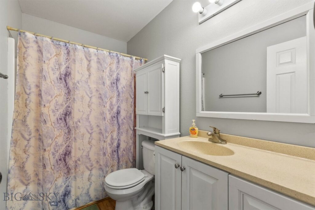 1008 Paisley Drive, Belgrade MT 59714