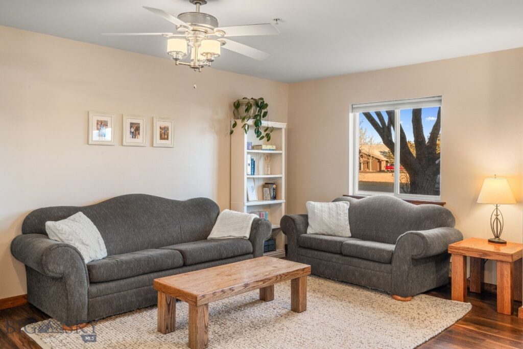 1008 Cruiser Lane, Belgrade MT 59714