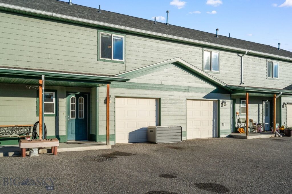 1008 Cruiser Lane, Belgrade MT 59714