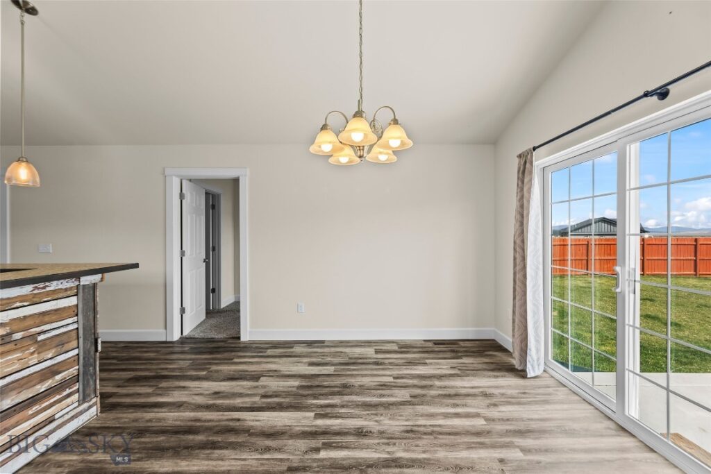 1009 Falcon Ridge Boulevard, Belgrade MT 59714