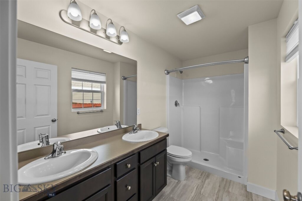 1009 Falcon Ridge Boulevard, Belgrade MT 59714