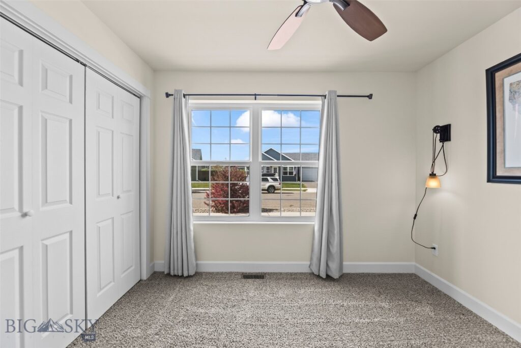 1009 Falcon Ridge Boulevard, Belgrade MT 59714