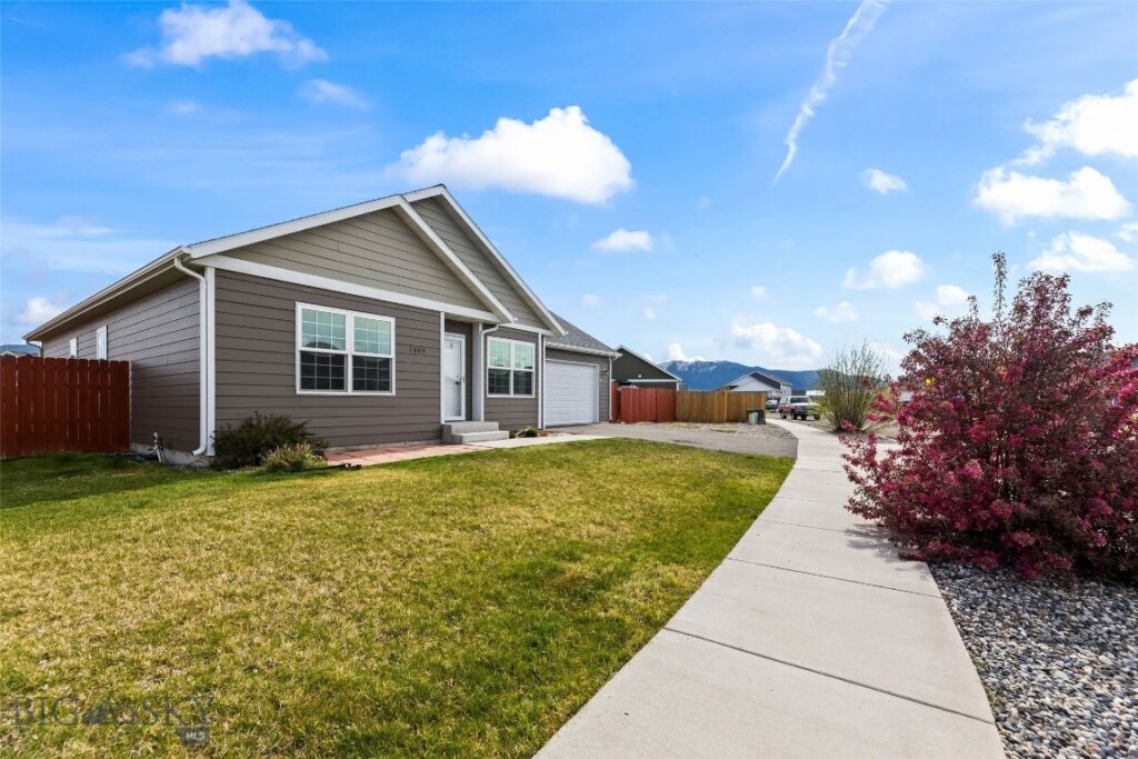 1009 Falcon Ridge Boulevard, Belgrade MT 59714