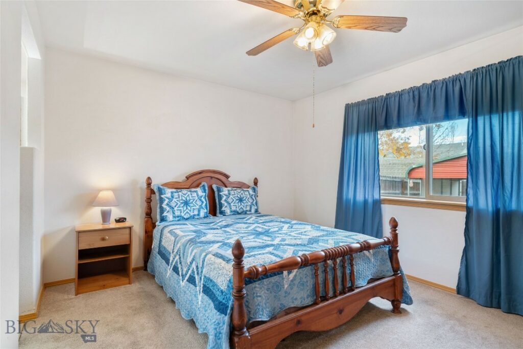 1009 Paisley Drive, Belgrade MT 59714