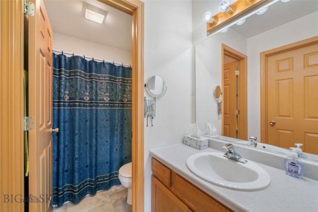 1009 Paisley Drive, Belgrade MT 59714