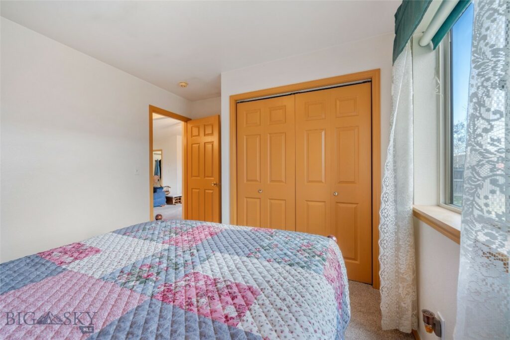 1009 Paisley Drive, Belgrade MT 59714