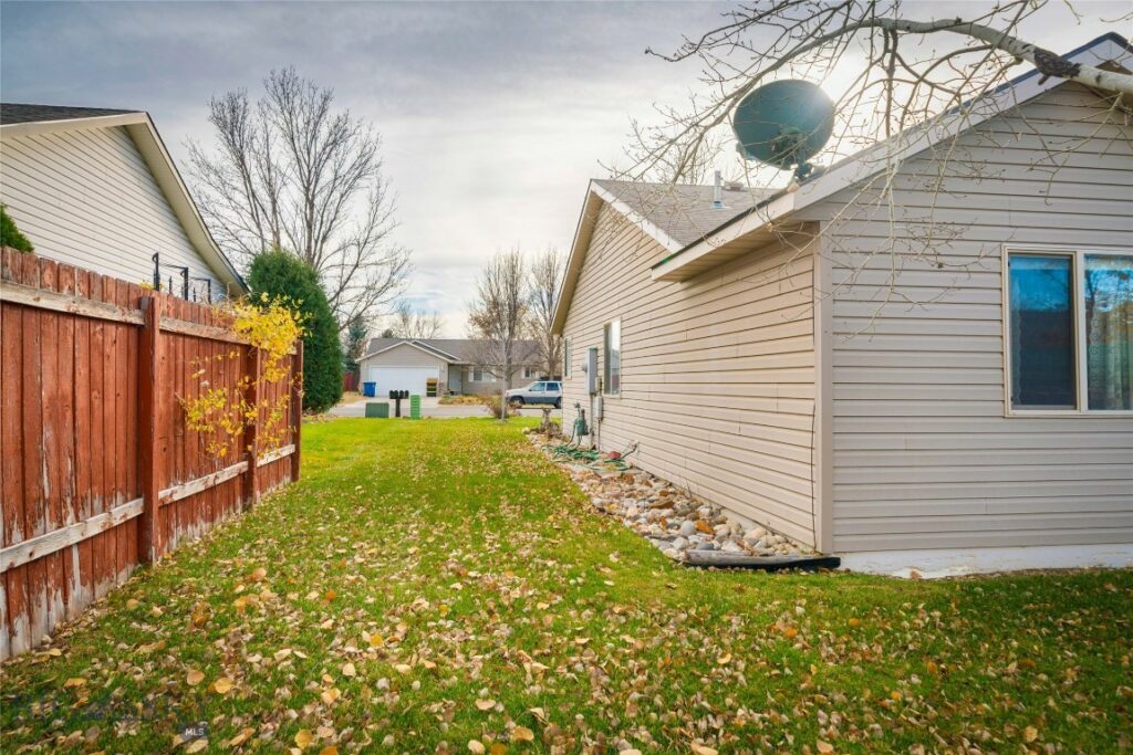 1009 Paisley Drive, Belgrade MT 59714
