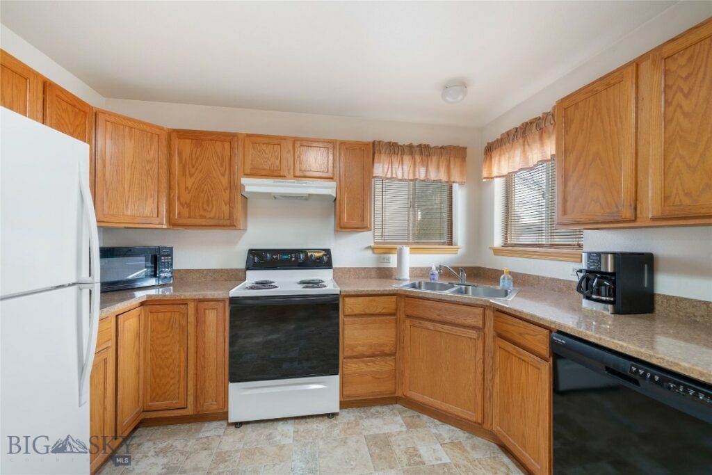 1009 Paisley Drive, Belgrade MT 59714