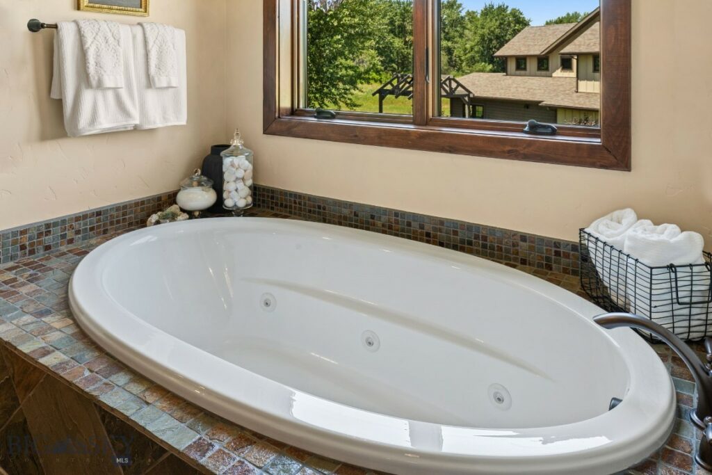 101 Milky Way Drive, Bozeman MT 59718