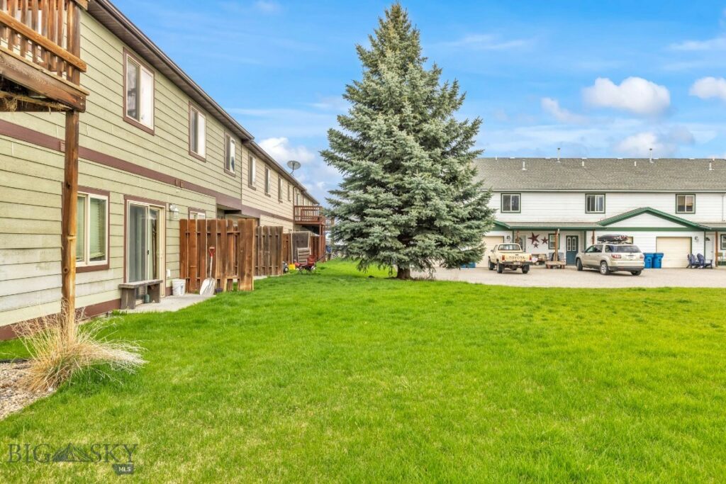 1010 Cruiser Lane, Belgrade MT 59714
