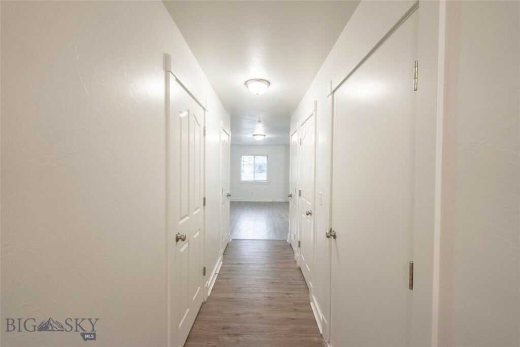 1010 Cruiser Lane, Belgrade MT 59714