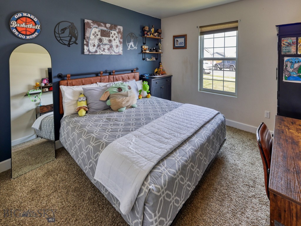 1014 Falcon Ridge Boulevard, Belgrade MT 59714